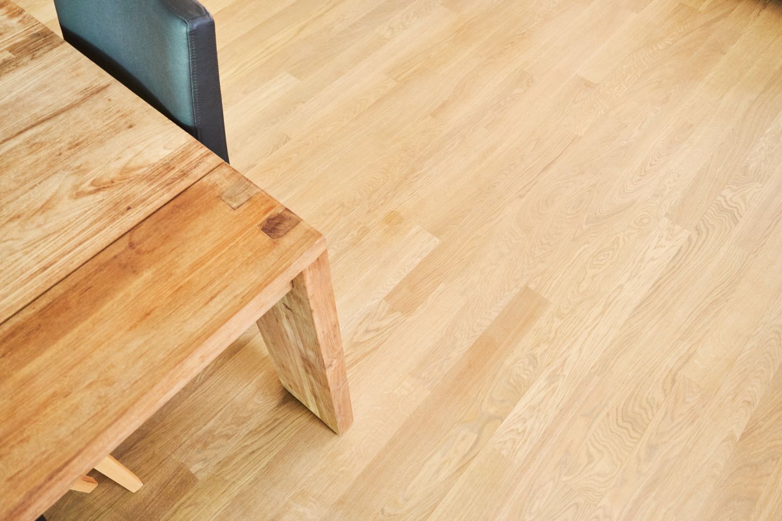 La différence entre un parquet et un plancher
